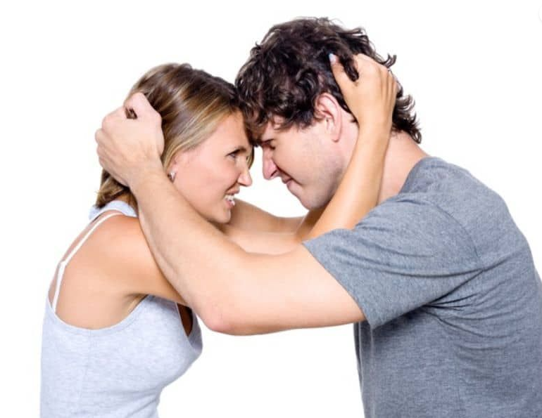 What do you do when your partner doesn’t introduce you to his family and hides or hides you? What do you do when your partner doesn't introduce you to his family and hides or hides you